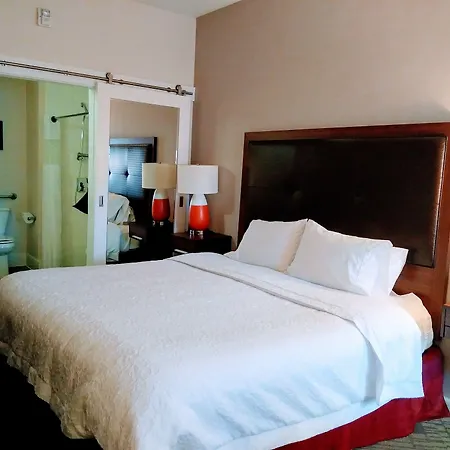 Hampton Inn Taos-2